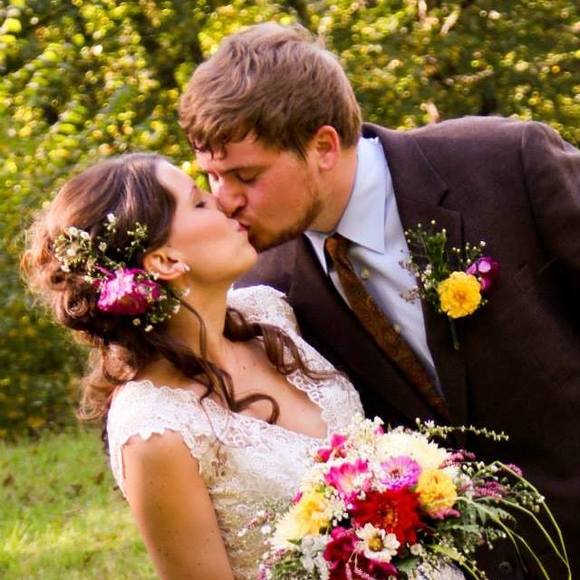 Meet your Posher, Taylor - Picture 1 of 1